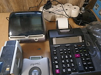 Tablet ipad + letterzettoestellen dymo, gps & diverse el. toestellen - afbeelding 4 van  8