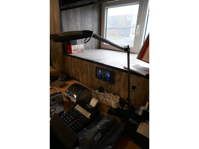 Tablet ipad + letterzettoestellen dymo, gps & diverse el. toestellen - afbeelding 8 van  8