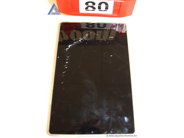 Tablet, lenovo, tb320fu, gebarsten scherm, werking niet gekend - afbeelding 1 van  2
