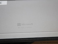 Tablet microsoft met toetsenbord - afbeelding 2 van  2