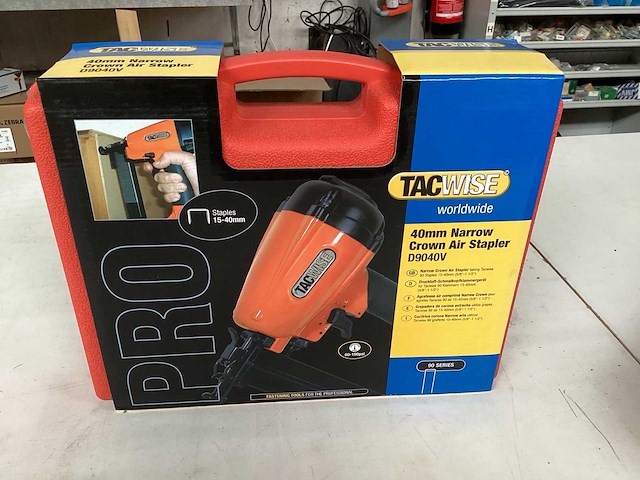 Tacwise d9040v pneumatische tacker, nieten 15-40 mm - afbeelding 1 van  7