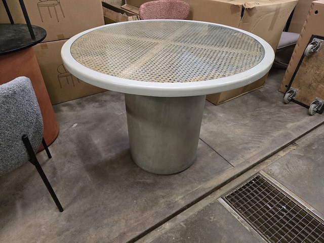 Tafel 100cm mortex poot met wooden top - afbeelding 1 van  7