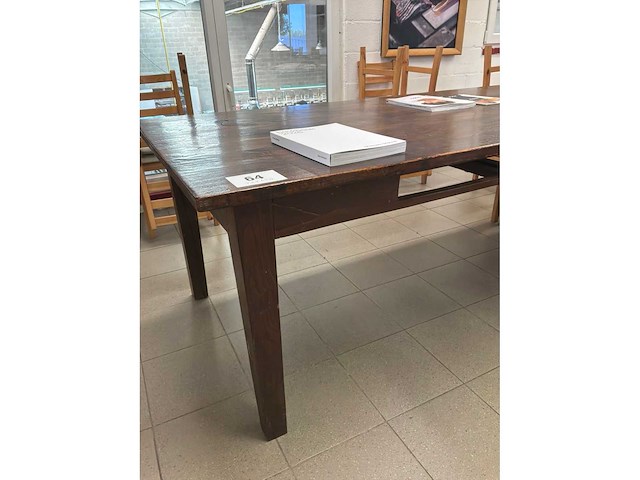 Tafel + 18 stoelen - afbeelding 3 van  6