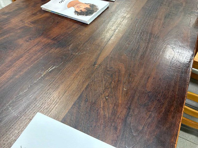 Tafel + 18 stoelen - afbeelding 4 van  6