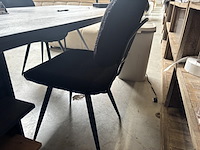 Tafel + 2 stoelen +inhoud - afbeelding 3 van  5