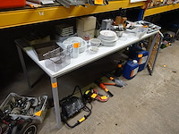 Tafel 2,00m x 0,90m (met uitsparing voor kabels) - afbeelding 2 van  4