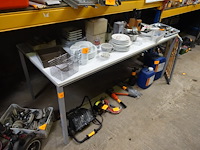 Tafel 2,00m x 0,90m (met uitsparing voor kabels) - afbeelding 4 van  4