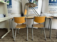 Tafel + 4 stoelen - afbeelding 1 van  2