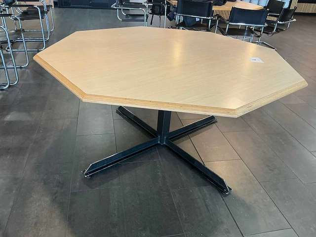 Tafel + 4x stoel - afbeelding 4 van  8