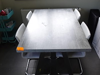 Tafel & 4x stoel - afbeelding 2 van  5