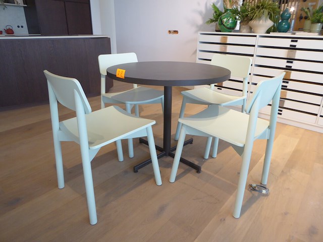 Tafel + 4x stoel - afbeelding 1 van  5