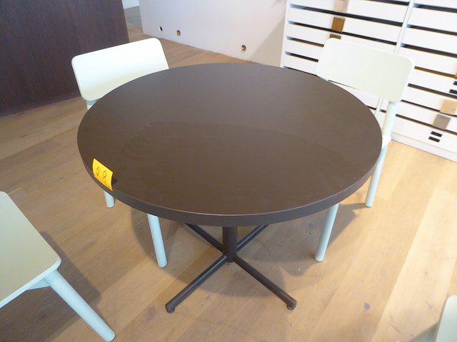 Tafel + 4x stoel - afbeelding 5 van  5