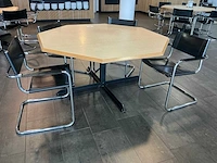 Tafel + 4x stoel