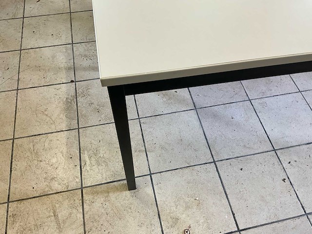 Tafel (4x) - afbeelding 3 van  4