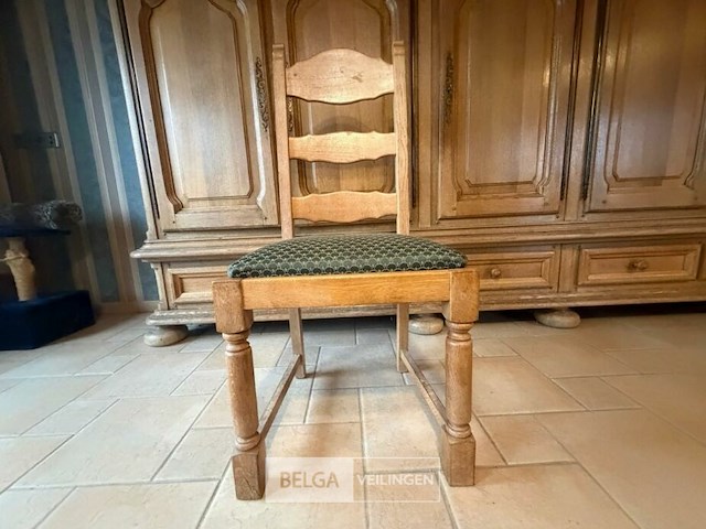 Tafel + 6 stoelen - afbeelding 5 van  6