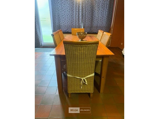 Tafel + 6 stoelen - afbeelding 2 van  3