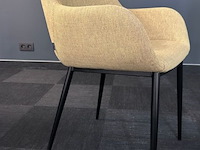 Tafel + 8 stoelen en salontafetje - afbeelding 5 van  12