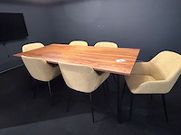 Tafel + 8 stoelen en salontafetje - afbeelding 9 van  12