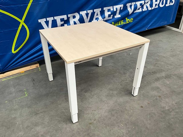 Tafel 90x90 - in hoogte verstelbaar (8x) - afbeelding 1 van  5