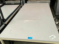 Tafel en bijzettafel - afbeelding 1 van  2