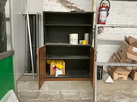 Tafel en kastje - afbeelding 6 van  6