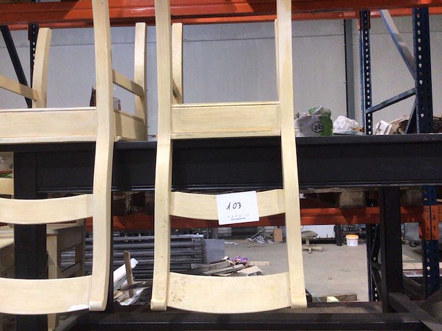 Tafel en stoel - afbeelding 2 van  3