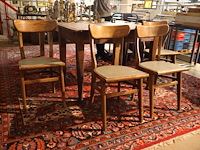 Tafel en stoelen - afbeelding 2 van  5