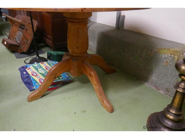 Tafel in hout - afbeelding 3 van  3