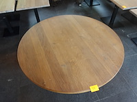 Tafel in hout - afbeelding 2 van  3