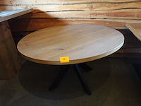 Tafel in hout - afbeelding 1 van  3