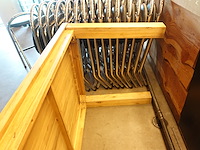 Tafel in hout - afbeelding 3 van  4