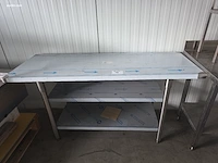 Tafel in inox met 2 ondertabletten nn