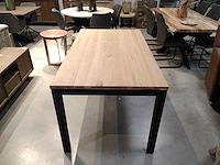 Tafel massief eik - afbeelding 1 van  3