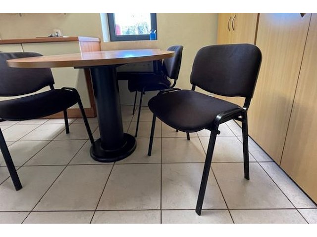 Tafel met 3 stoelen - afbeelding 3 van  3