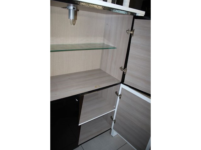 Tafel met 4 stoelen + barkast - afbeelding 6 van  12