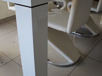 Tafel met 4 stoelen + barkast - afbeelding 10 van  12