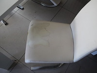 Tafel met 4 stoelen + barkast - afbeelding 11 van  12