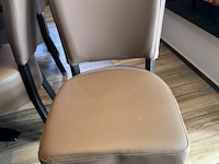 Tafel met 4 stoelen - afbeelding 5 van  6