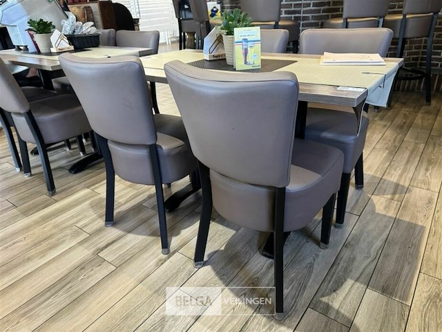 Tafel met 4 stoelen - afbeelding 2 van  5