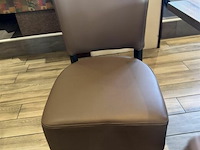 Tafel met 4 stoelen - afbeelding 5 van  6