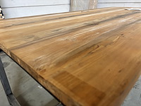 Tafel met houten blad en metalen onderstel - afbeelding 3 van  3