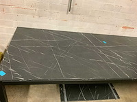 Tafel met houten blad - afbeelding 2 van  2