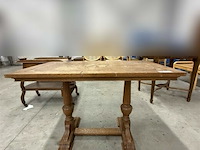 Tafel met ingelegd blad