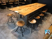 Tafel met krukjes - afbeelding 4 van  11