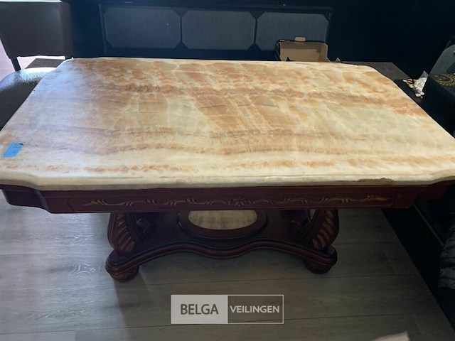 Tafel met marmeren blad - afbeelding 1 van  4