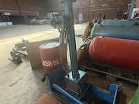 Tafel met piston - afbeelding 3 van  4