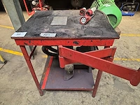 Tafel met pomp maxon premix
