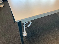 Tafel met stekkerblok (2x) - afbeelding 2 van  4