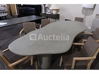 Tafel met stoelen gedekt - afbeelding 4 van  9