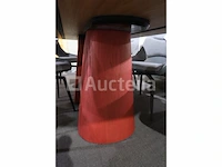Tafel met stoelen - afbeelding 5 van  10